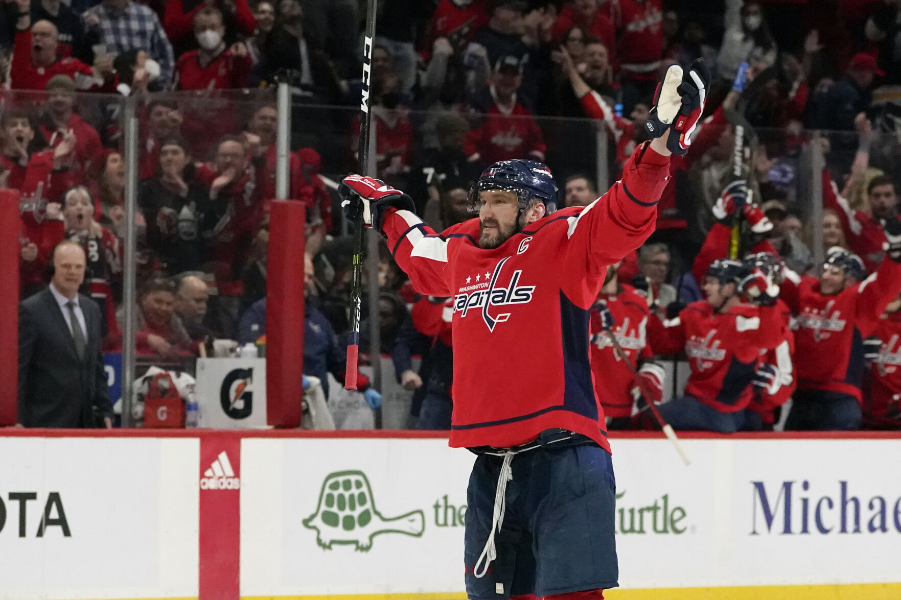 Ovechkin Chasing Gretzky Hockey